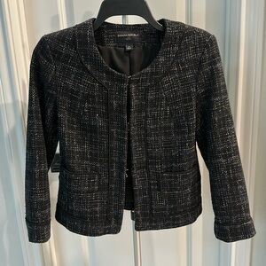 Like new Banana Republic women’s dark navy tweed suit jacket blazer